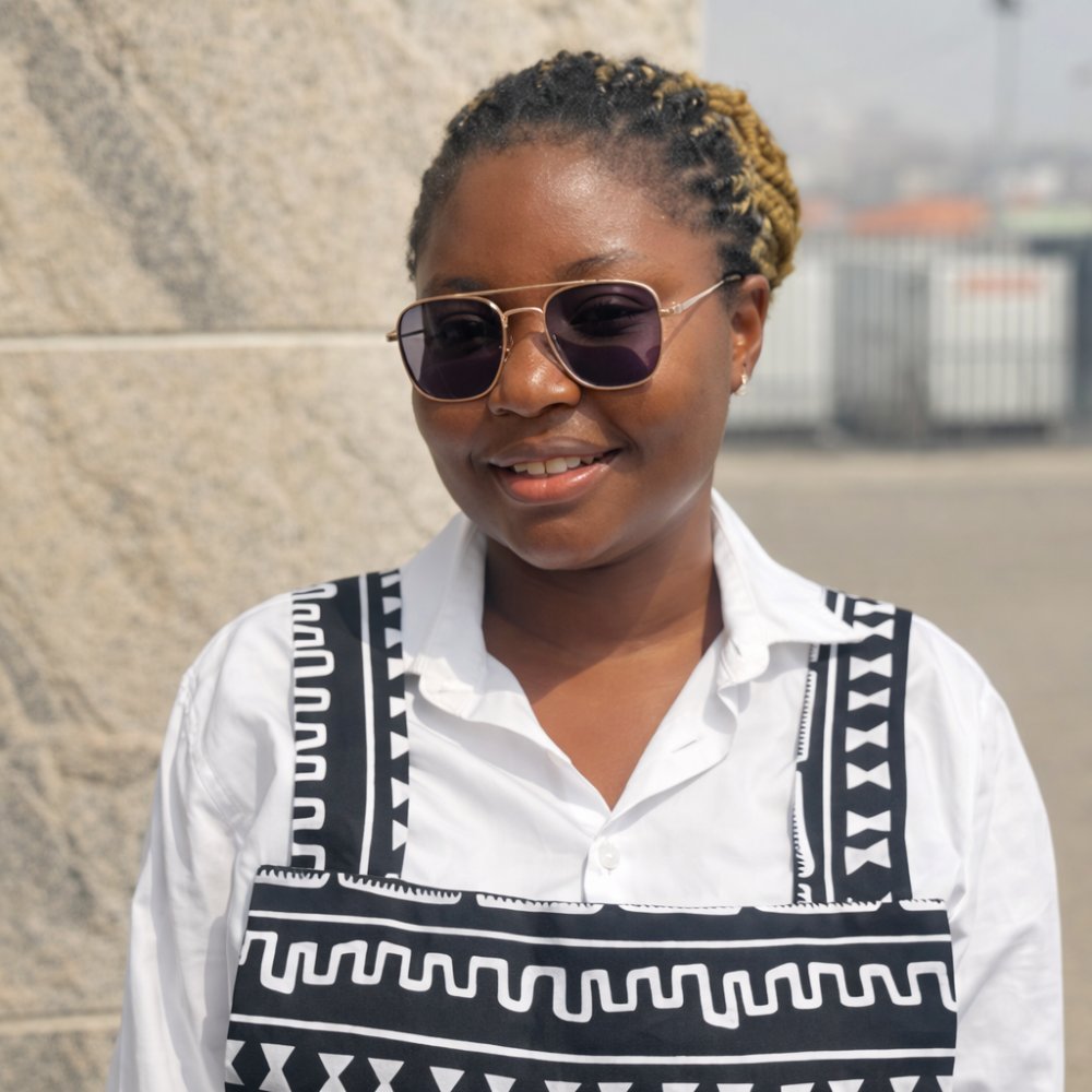 Portrait of Damilola Tolufashe